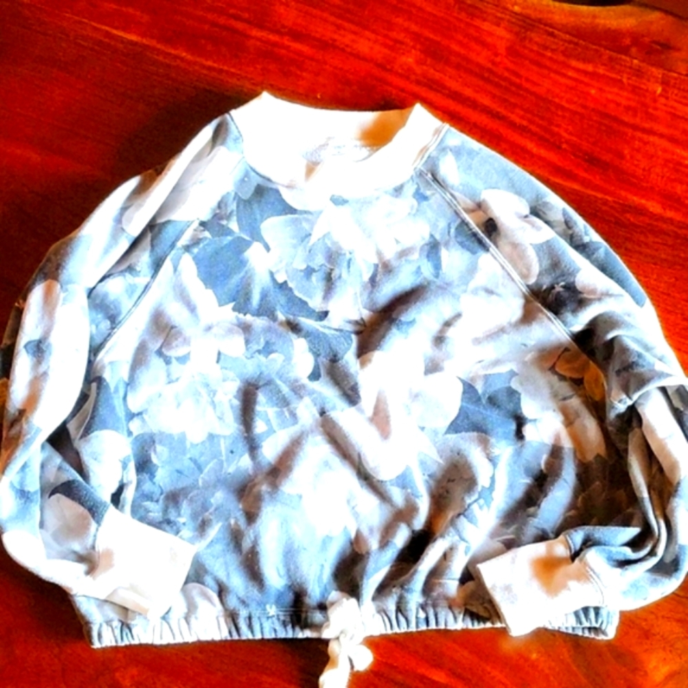 Old Navy Sweater
